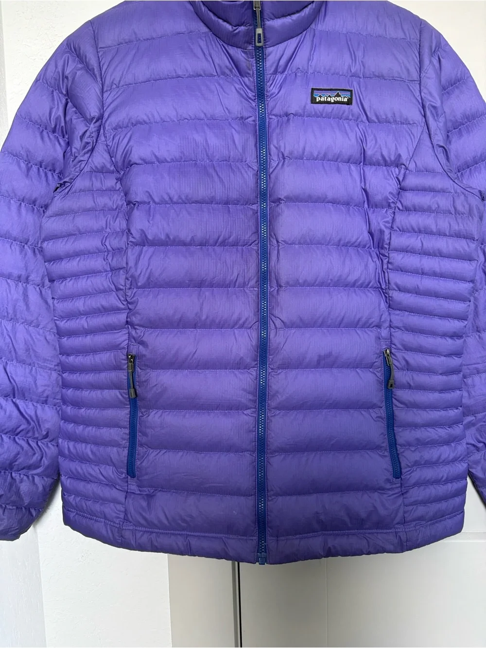 PATAGONIA DOWN FULL ZIP PURPLE JACKET WOMENS LARGE